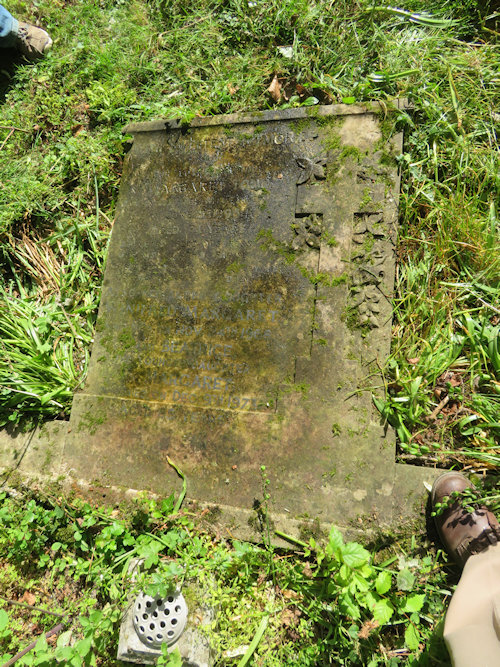 Graveyard Memorial 120a