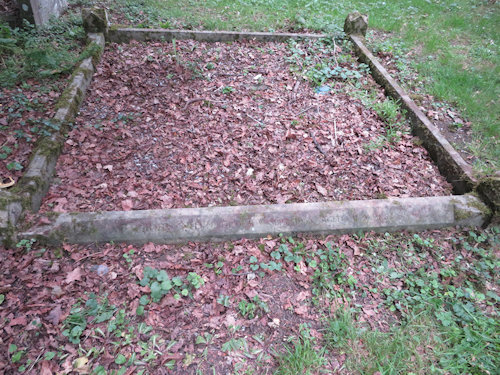 Graveyard Memorial 127a