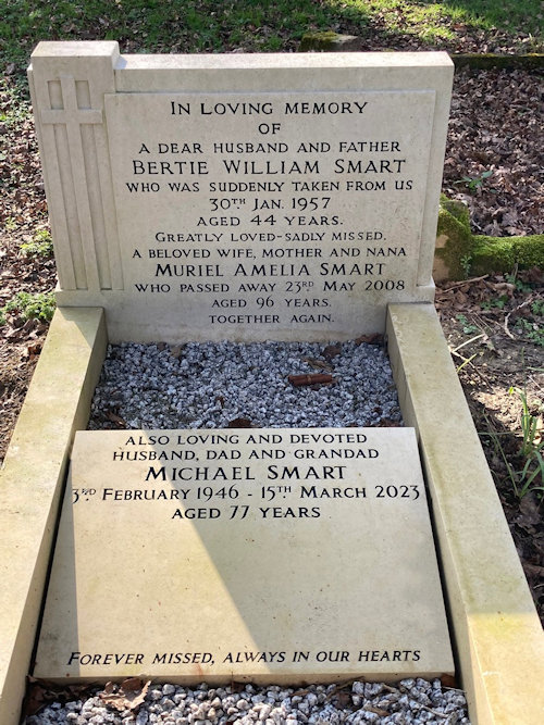 Graveyard Memorial 142b