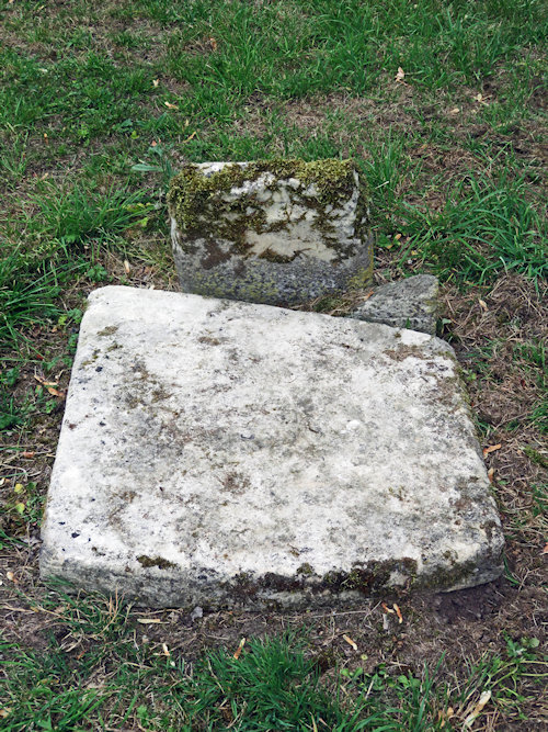 Graveyard Memorial 17
