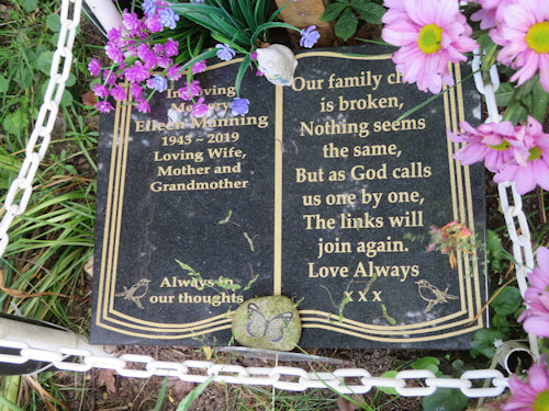 Graveyard Memorial 19