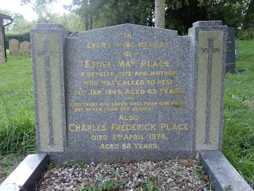 Graveyard Memorial 041a