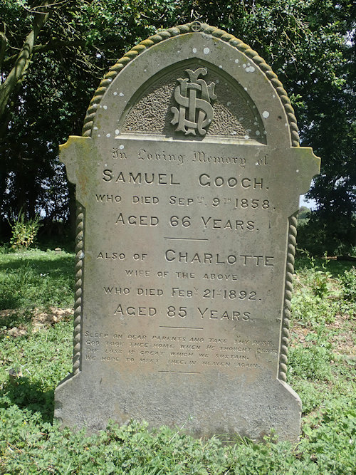 Graveyard Memorial 95b